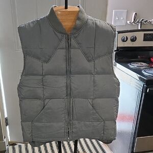 Men's Stylish Vintage Yukon Trail, Down Filled Gray Puffer Vest
